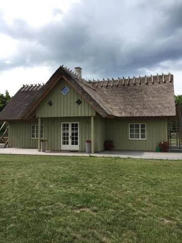 Фото номера Дом с 4 спальнями Загородные дома Padaste Valja Apartments г. Пядасте 58
